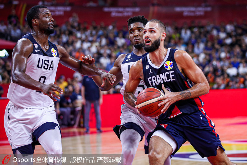 韩国羽毛球队鏖战法国羽毛球队,辛杜统治全场的简单介绍 韩国羽毛球队鏖战法国羽毛球队,辛杜统治全场的简单介绍