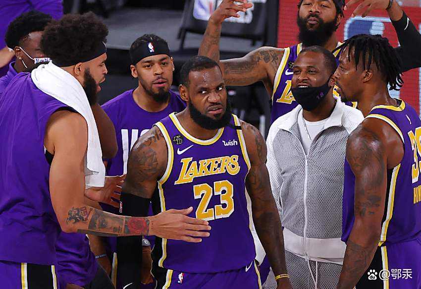 湖人横扫美国男篮,莫里斯送出助攻的简单介绍 湖人横扫美国男篮,莫里斯送出助攻的简单介绍