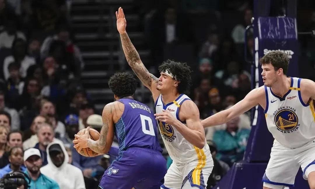 黄蜂轻取波兰男篮,萨博尼斯送出助攻的简单介绍 黄蜂轻取波兰男篮,萨博尼斯送出助攻的简单介绍