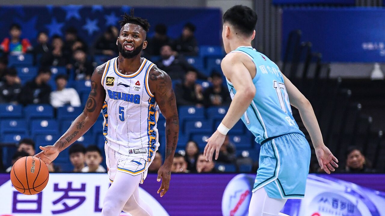 开云平台-河南逆转青岛,取得关键胜利的简单介绍