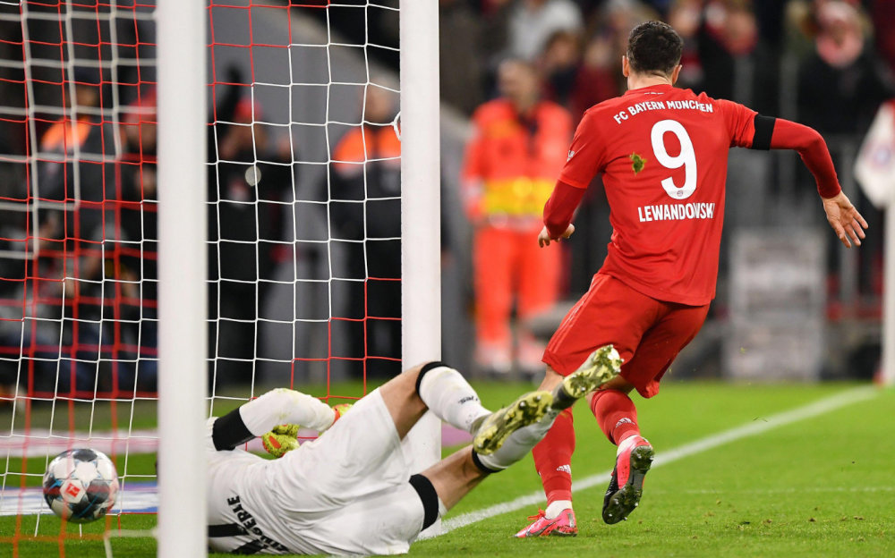 开云体育在线-意甲赛事热点赛果抢先曝光,球迷翘首期待