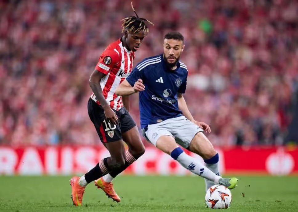 开云体育下载-曼联难堪惨败波尔图,晋级悬念的简单介绍