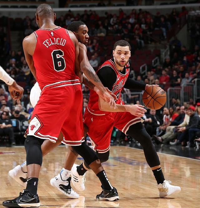 开云官网-临危不乱!球队关键时刻冷静拿下比赛的简单介绍